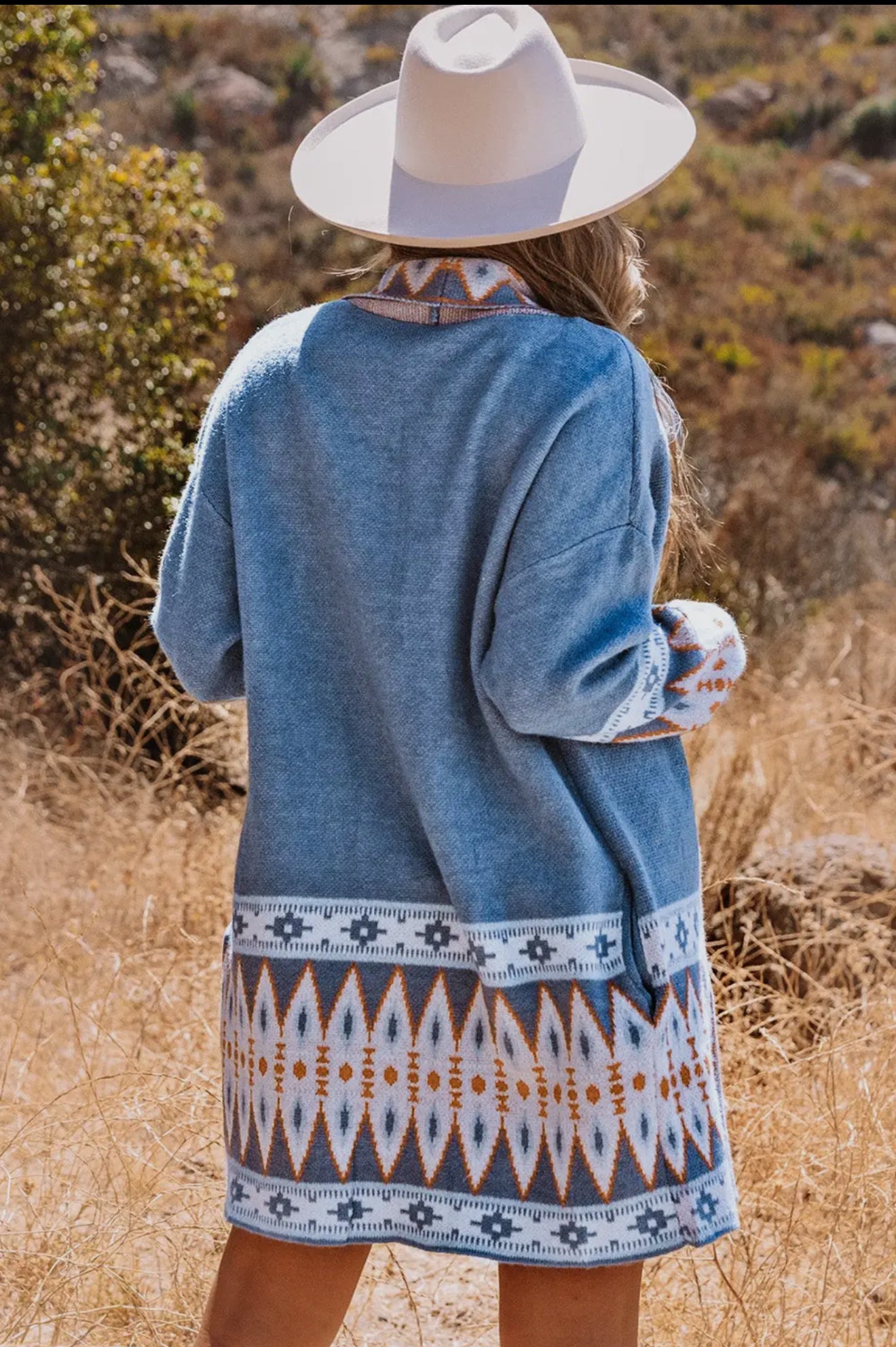 Ariah Aztec Print Open Front
Knitted Cardigan