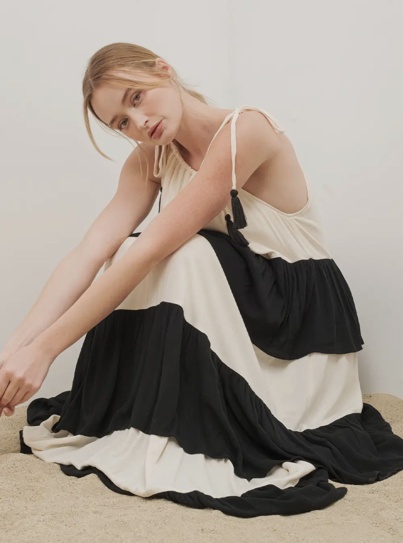Aaron & Amber
Color Blocked Tier Maxi Dress