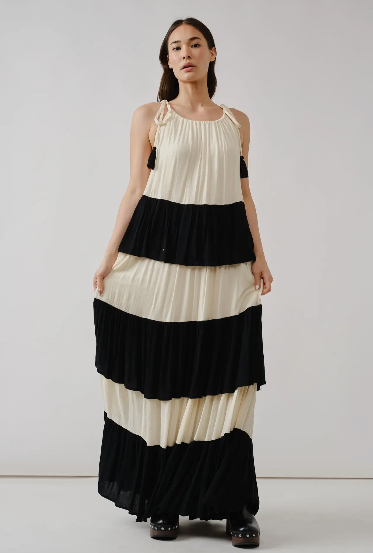 Aaron & Amber
Color Blocked Tier Maxi Dress