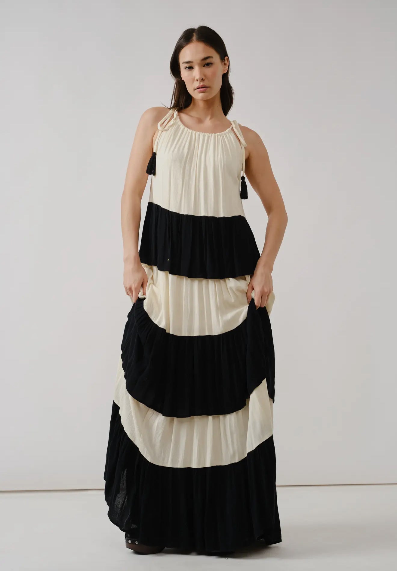 Aaron & Amber
Color Blocked Tier Maxi Dress