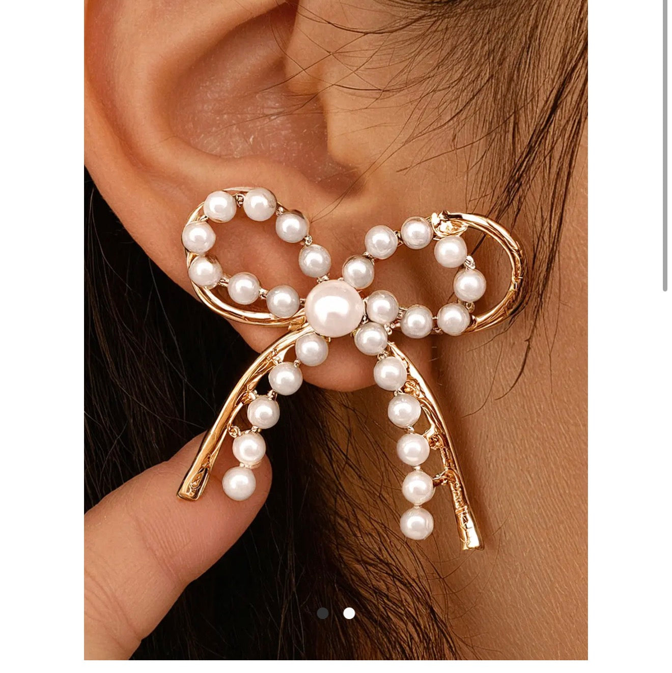 Valentine Pearl Embellished Alloy Bow
Knot Stud Earrings