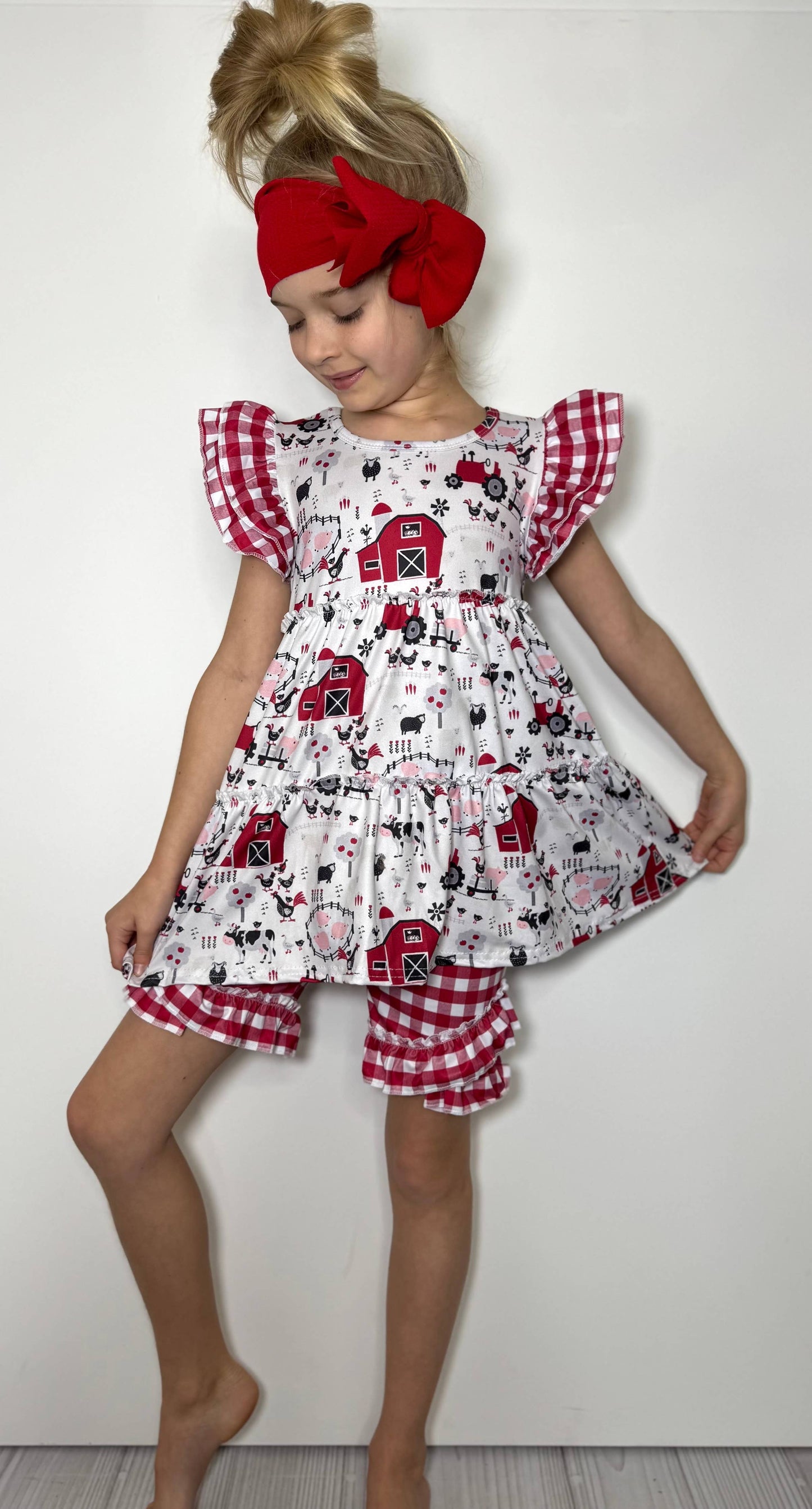 Red Barn Girls Set