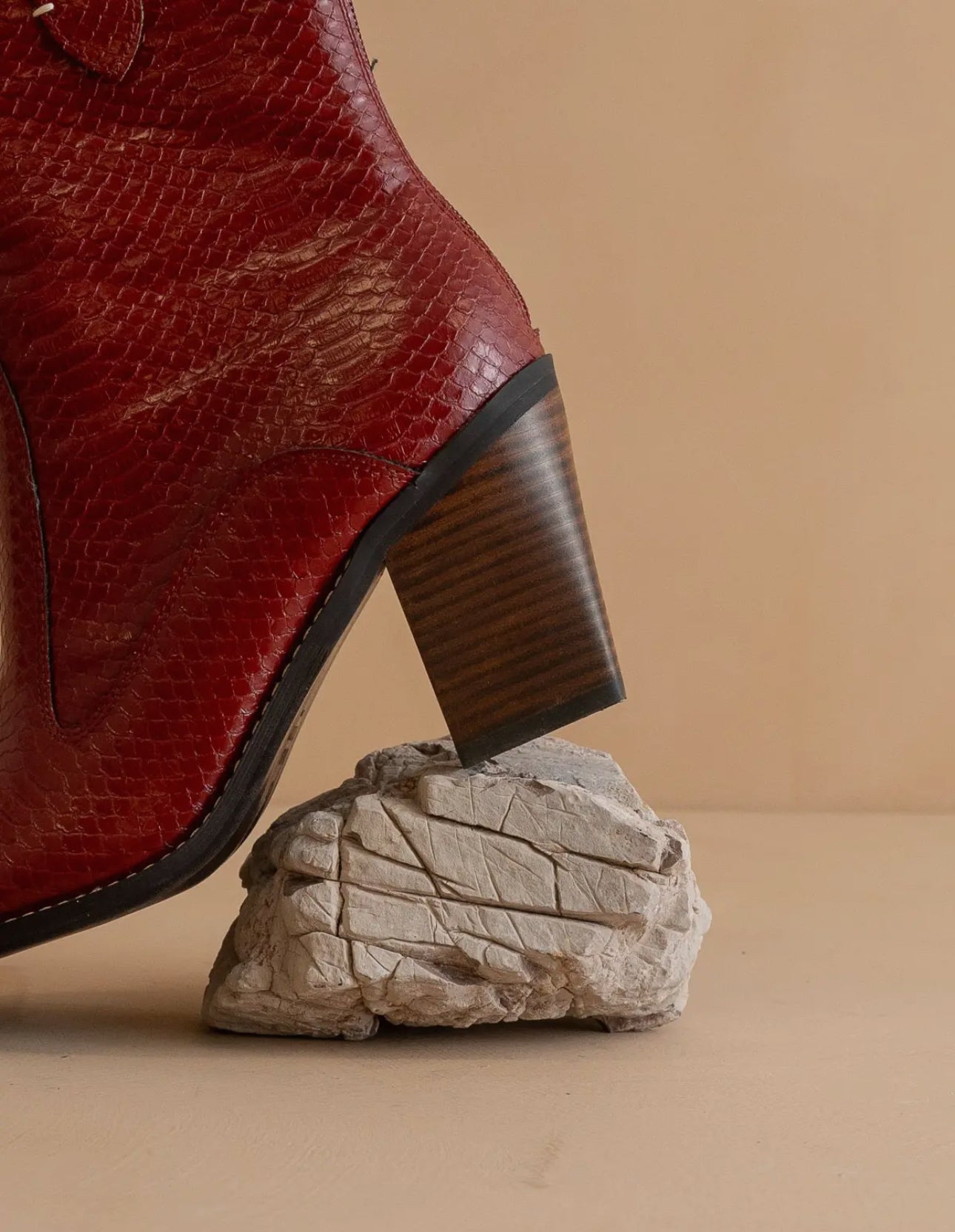 The Tara | Red Two Paneled Western Boot