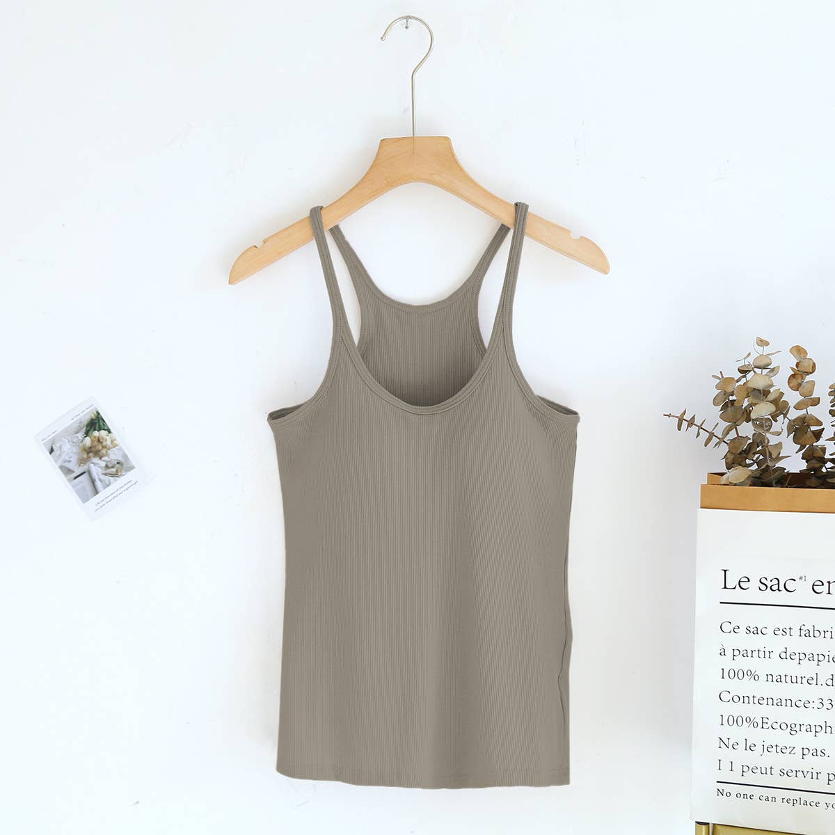 Regular athletic Spoon U-neck built-in bra rib tank top: Beige