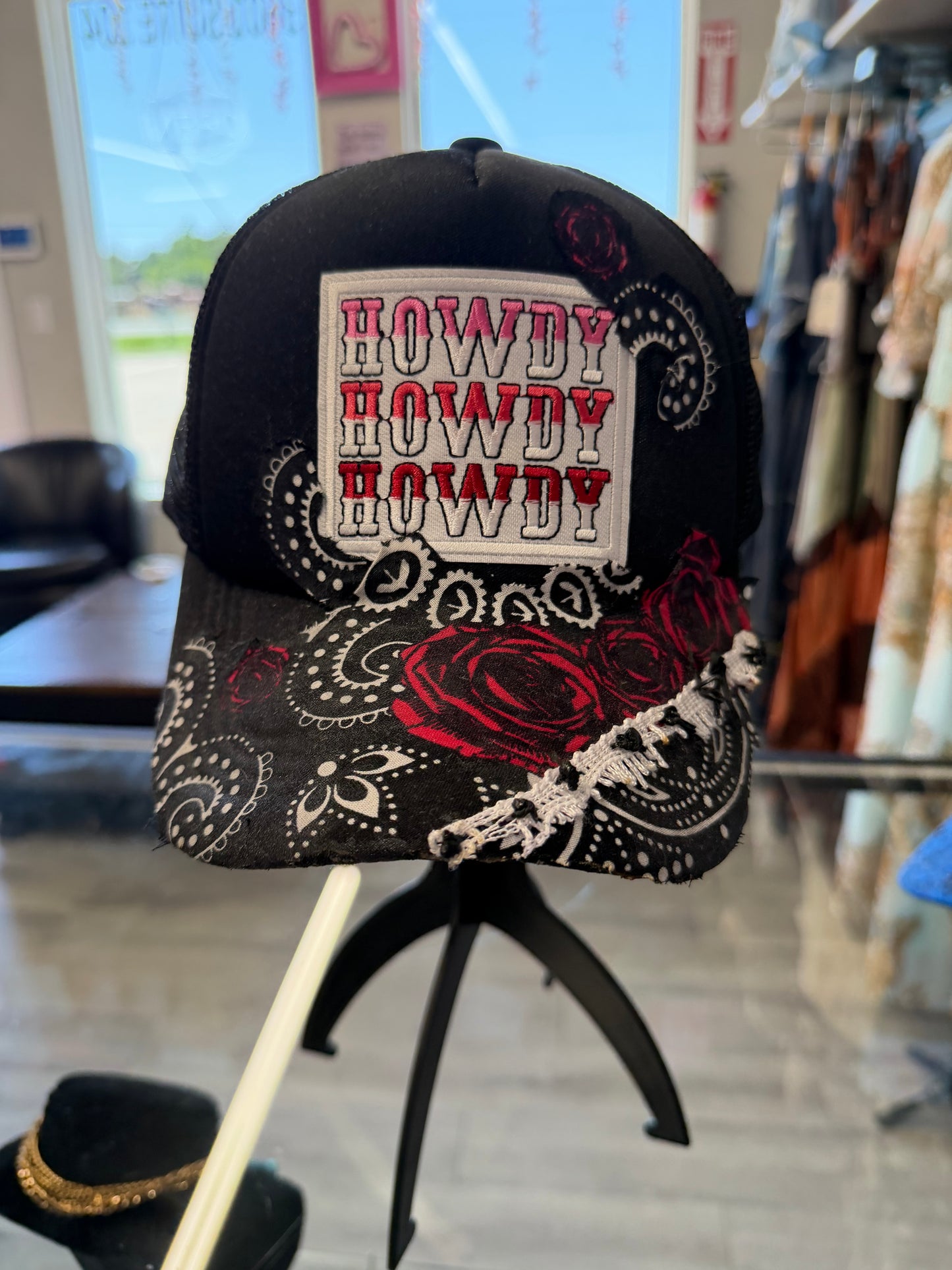 Black Howdy custom cap ￼
