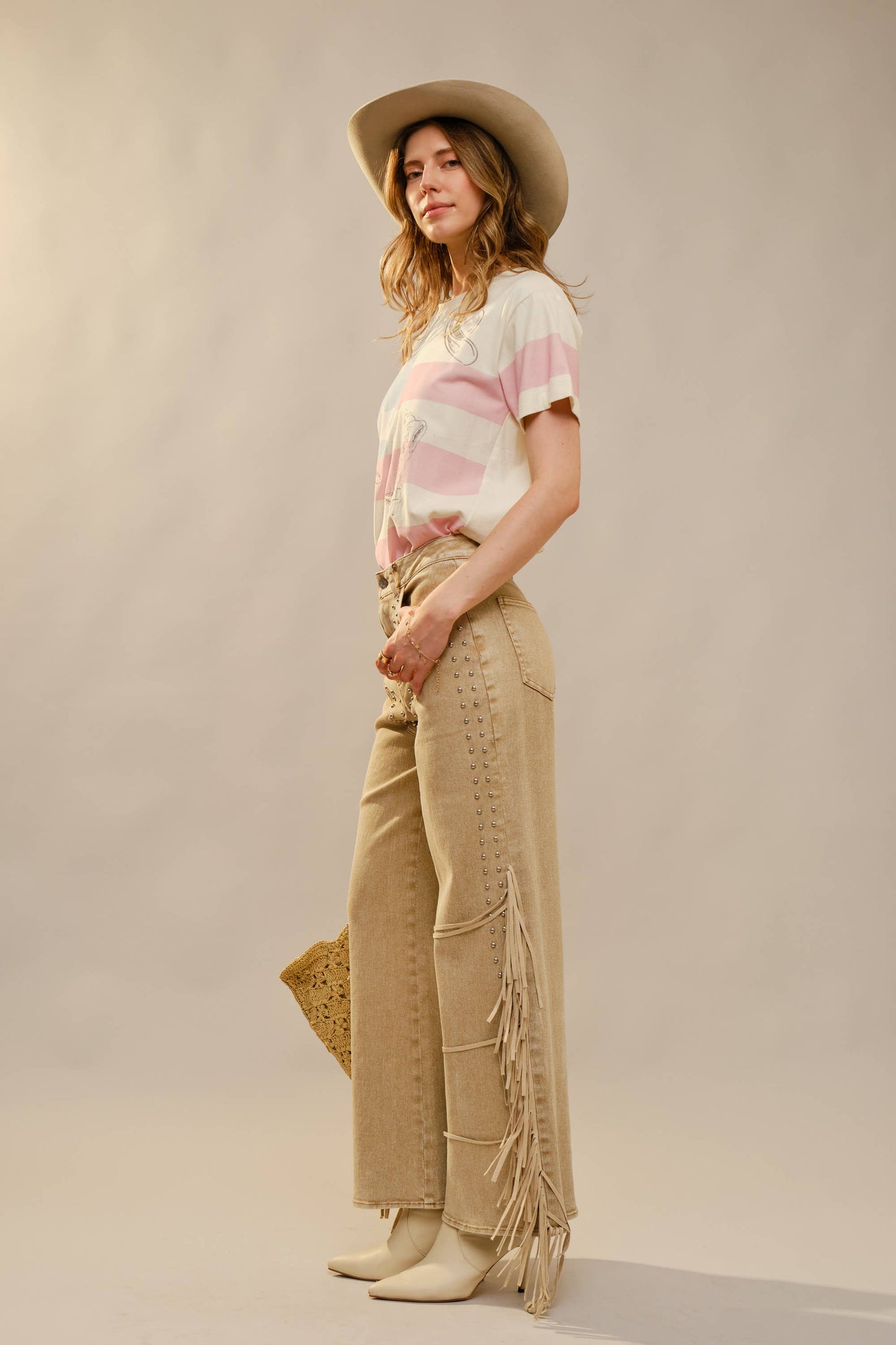 Western Flag Embroidery Crewneck Top: OFF WHITE MULTI