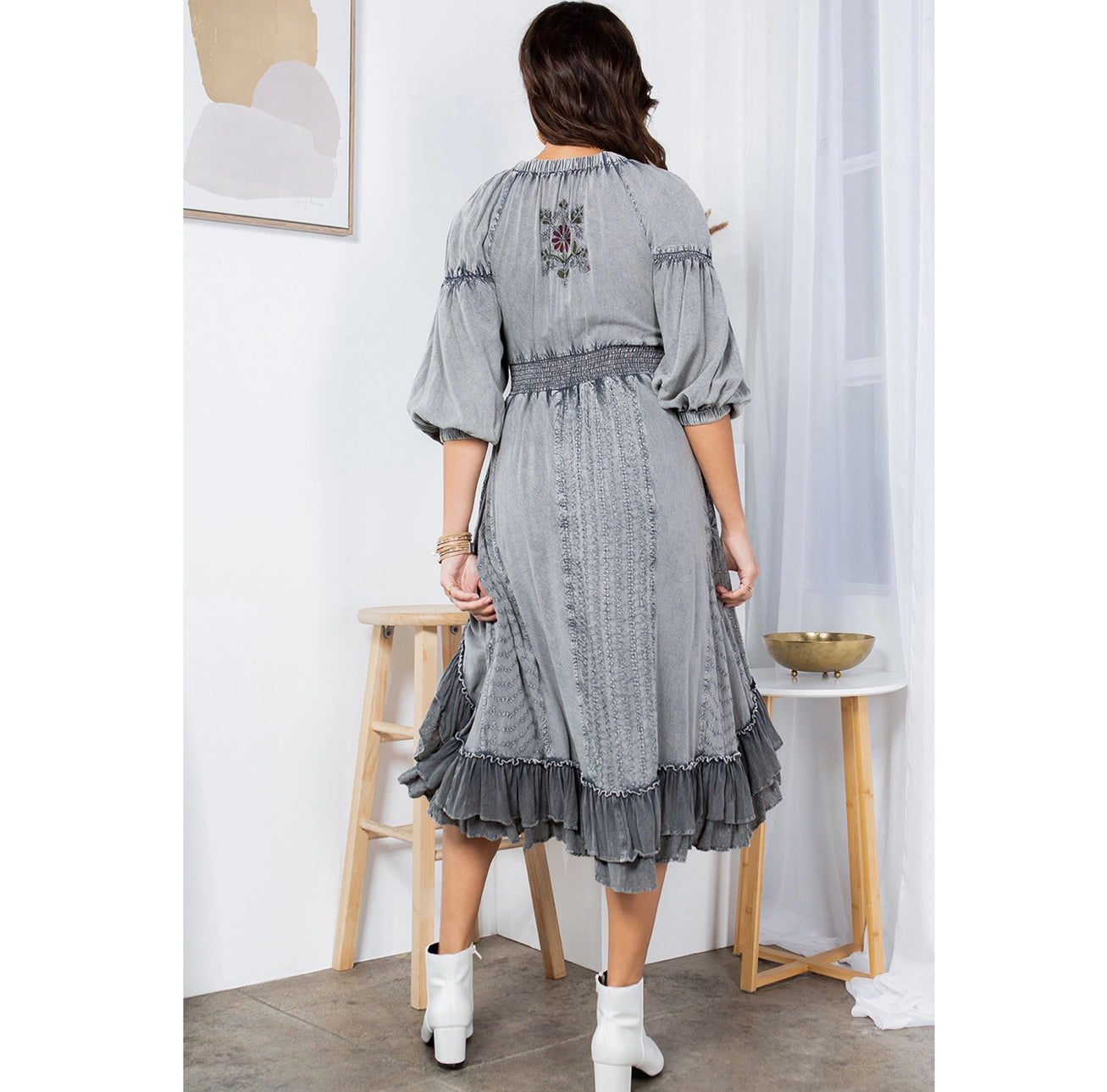Effortless Elegance: Sheared & Elasticated V-Neck Dress