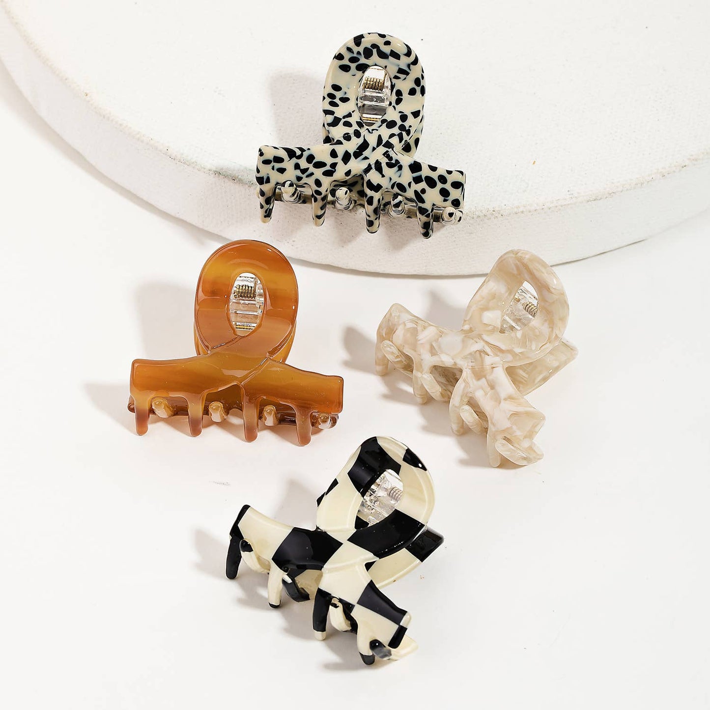 Assorted Four Piece Jaw Hair Clip Set: MULTI