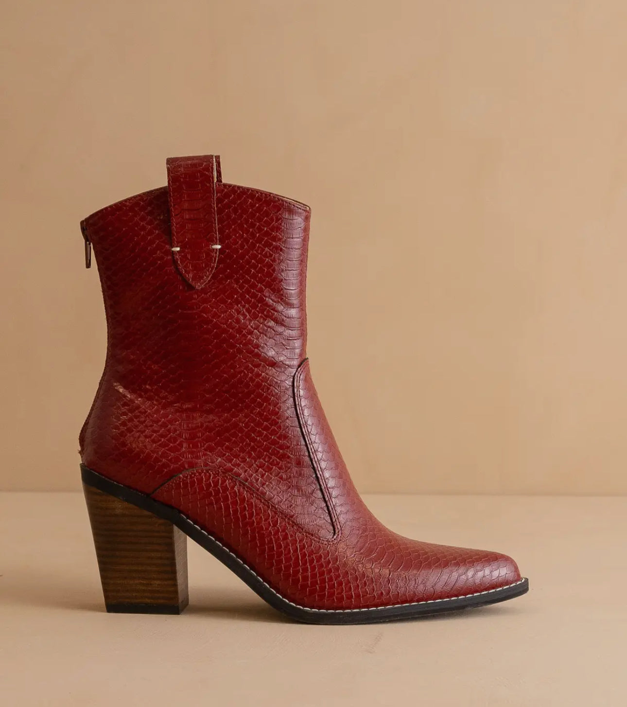 The Tara | Red Two Paneled Western Boot