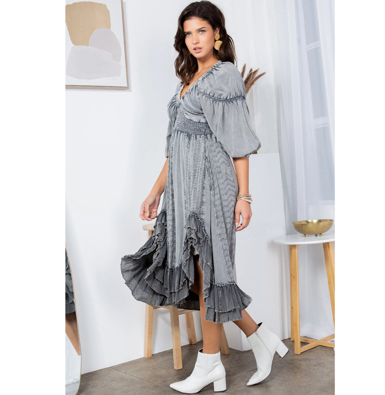 Effortless Elegance: Sheared & Elasticated V-Neck Dress
