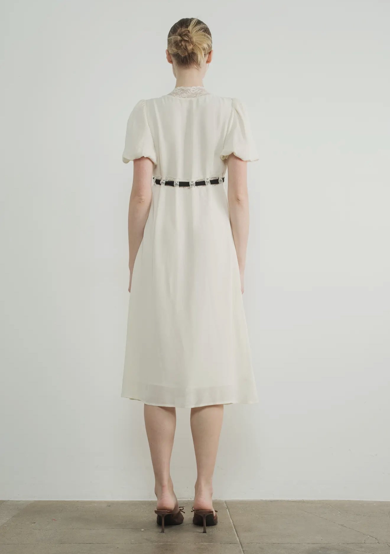 V Neck Lace Insert Midi Dress
with Bow