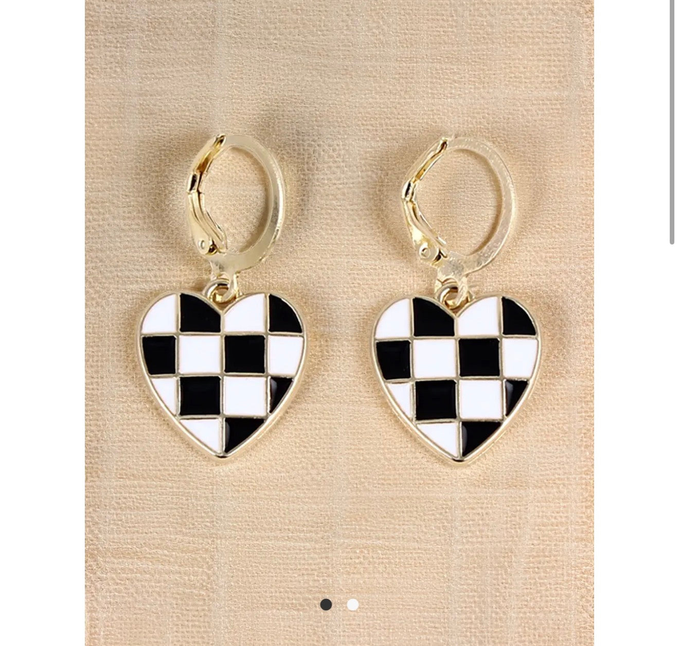 Checkered Heart Shape Hoop
Dangle Earrings