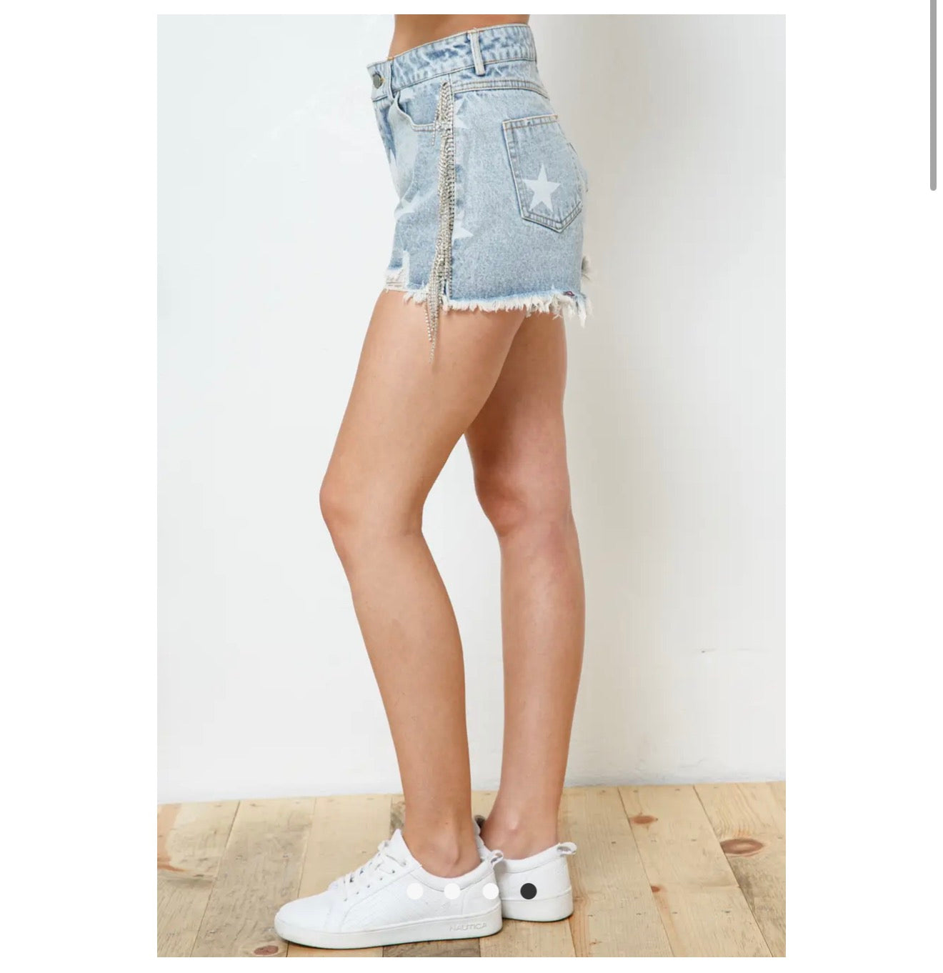 Star Denim Shorts W Rhinestone
Side Fringe