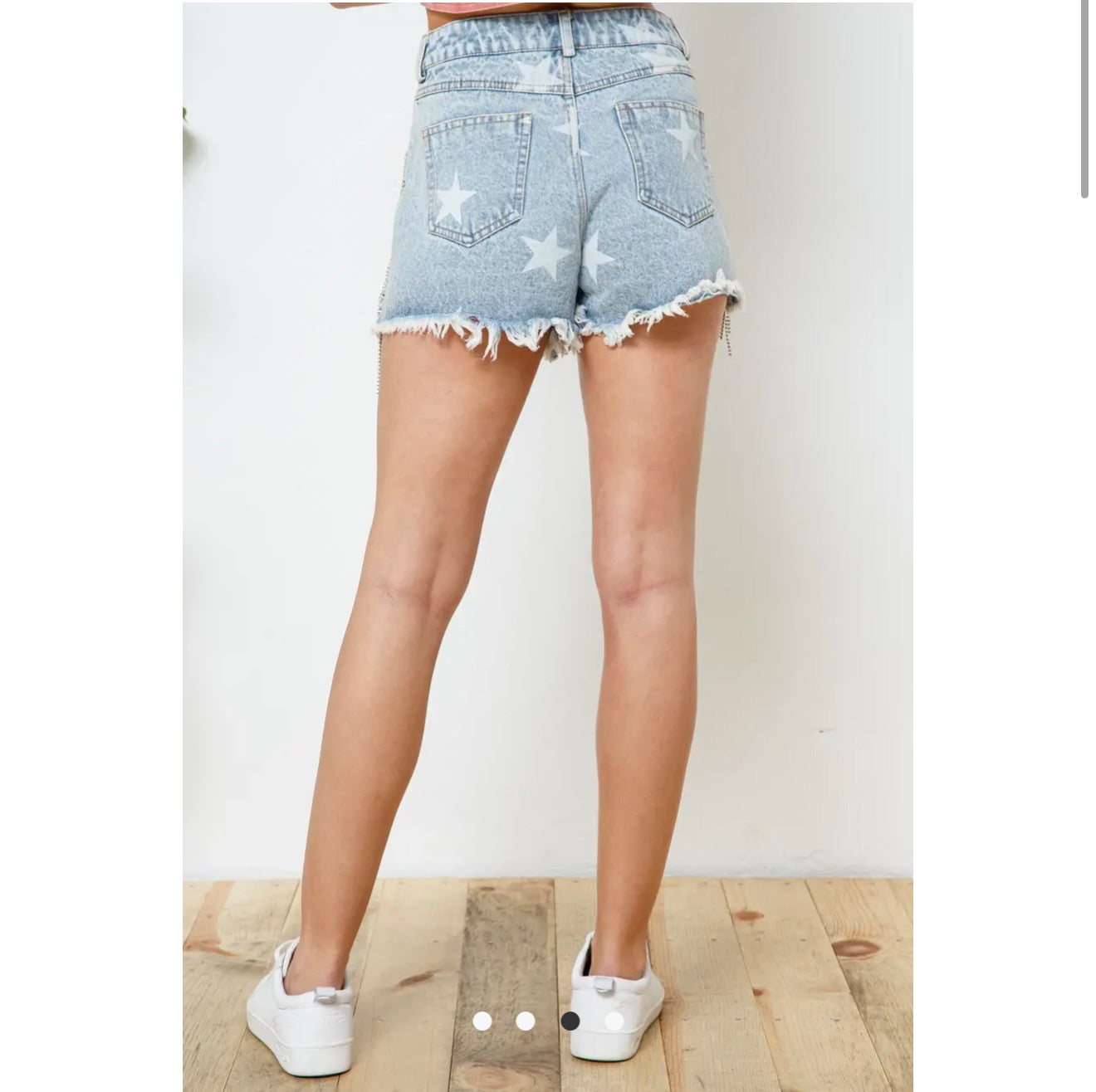 Star Denim Shorts W Rhinestone
Side Fringe