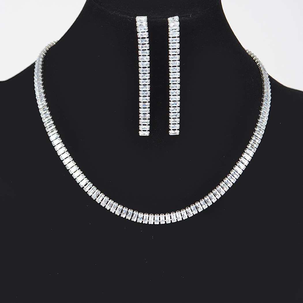 Stone Necklace Set: CLSL