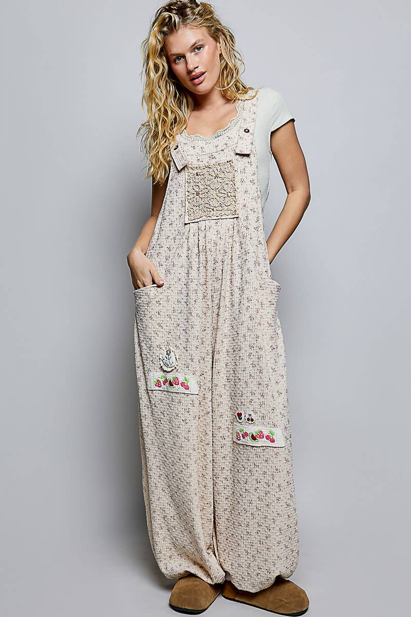 Vintage Floral Knit Contrast Pocket Jogger Overalls: CREAM MULTI