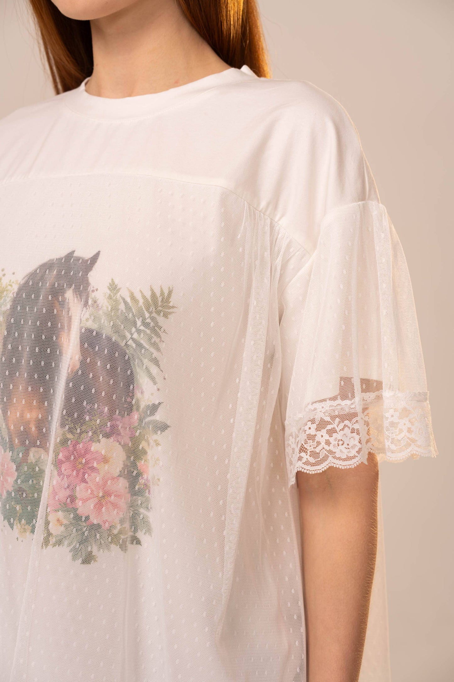 Horse Print Mesh Lace Trim T-Shirt: OFF WHITE